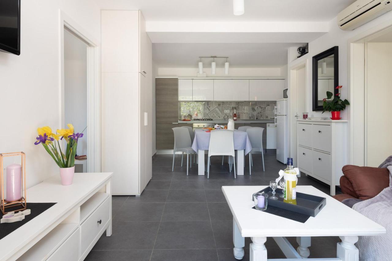 Seaside Apartment Kamelia Mimice Εξωτερικό φωτογραφία